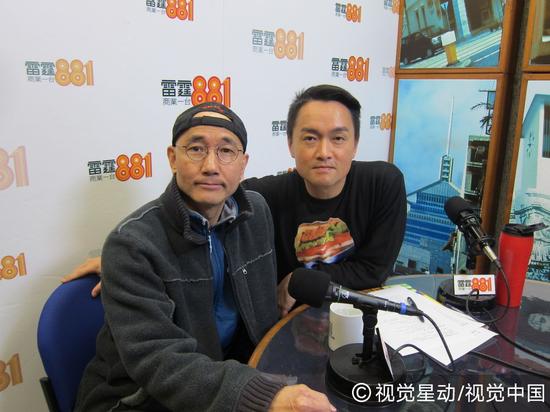 香港歌手卢冠廷透露与妻子恩爱40年秘诀