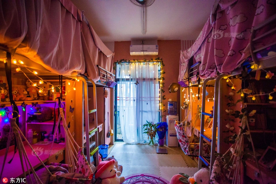 大学女生花300元 打造童话公主风寝室