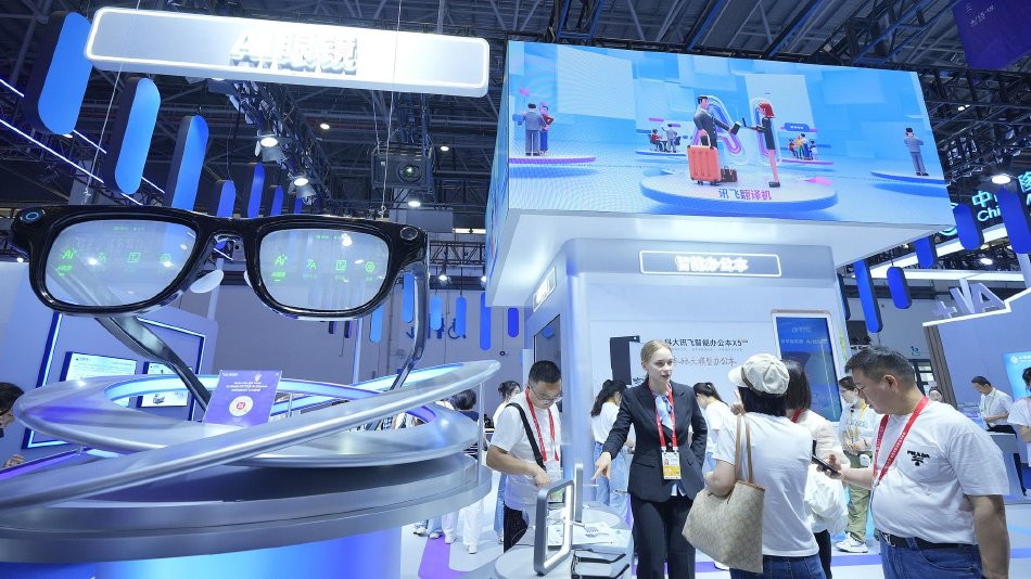 ��ʢ���³����г�����Ϊֹ���ж�ս��ķ�Ӧ��������˳��