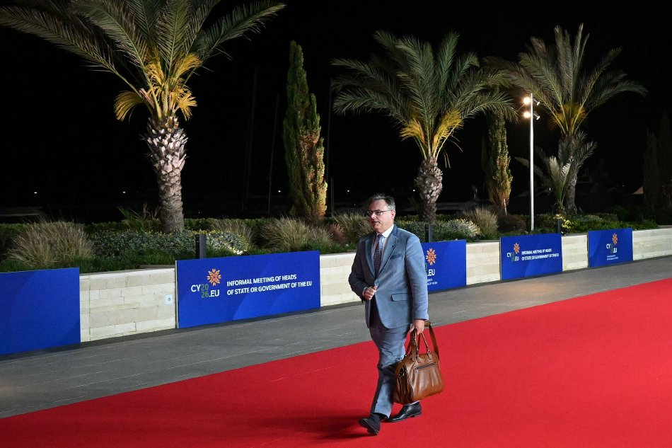 ��ͬ��ίԱ���飺ҽ��н�겻���봴�չҹ���������������������Ӧ���ĵ�������