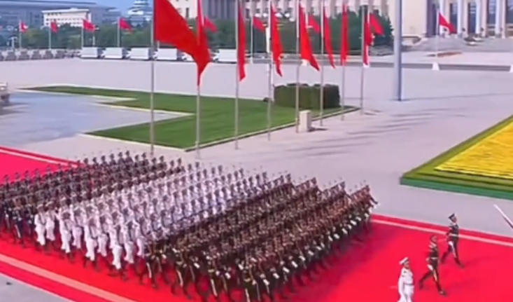 拾光纪·习近平：“一切民族英雄，都是中华民族的脊梁”