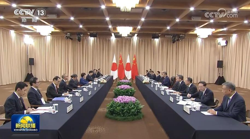 习近平会见日本首相高市早苗