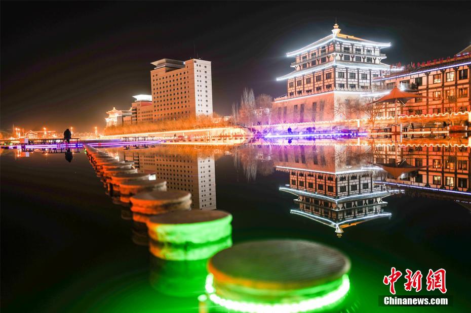 大漠敦煌炫美水景