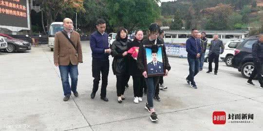 今天 40万人等凉山火灾烈士 回家 (图)|孝昌|烈士