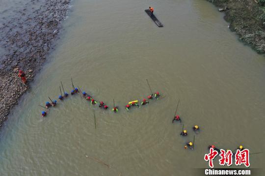 搜救现场。安吉消防供图