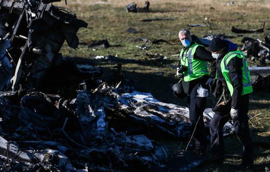 俄回应MH17空难调查组公布4嫌犯身份：毫无依据