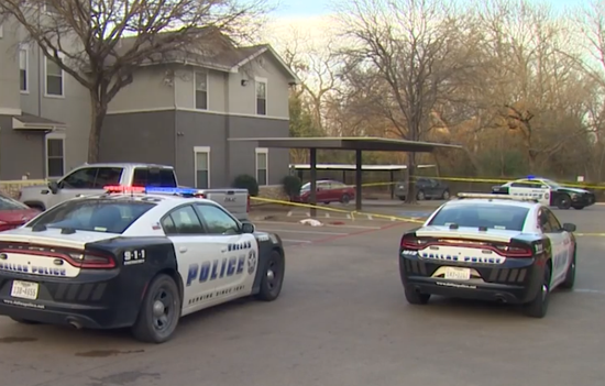 美国两名女孩打架：一人掏枪误杀11岁男孩 警方称事件可怕