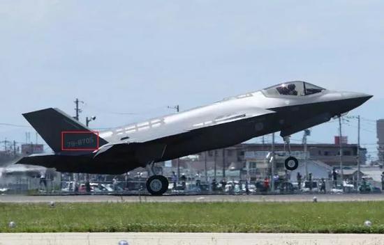  ▲圖中這架編號為79-8705的F-35A就是此次日本墜海的戰(zhàn)機。