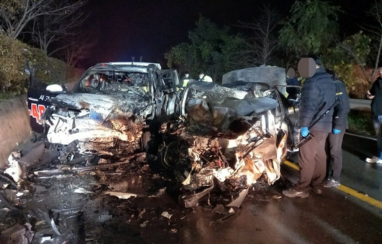 现场惨烈驻韩美军发生严重车祸一家三口当场死亡