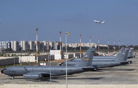 特朗普顾问出“剧本”：希望以色列先动手诱发伊朗报复，塑造美“被迫自卫”让公众接受