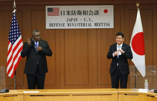 ▲ 2021年3月16日，美国防长奥斯汀在东京同日本防卫大臣岸信夫会晤。据媒体报道，二人大谈特谈涉华议题。