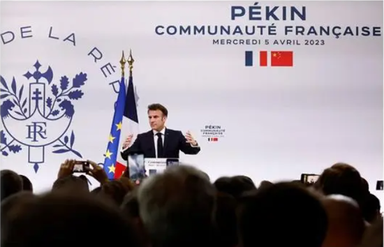  ·马克龙5日在北京会见法国侨民时发表讲话。