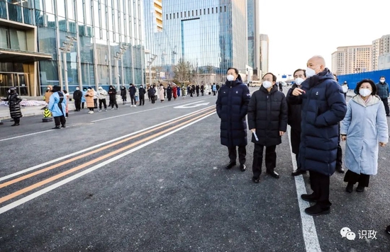 蔡奇连续调度并到丰台、西城现场检查疫情处置