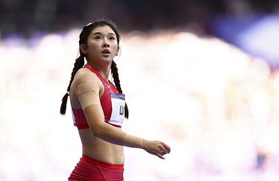 教练称吴艳妮退赛为赛前既定安排：此次的参赛目的已达到