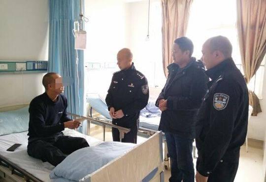 民警医院探看“耍酒疯”者