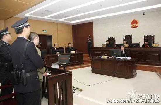 石俊峰不服判决，提出上诉。