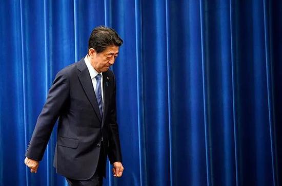 逮捕安倍冲上日本热搜 日本检方真能给安倍定罪吗？