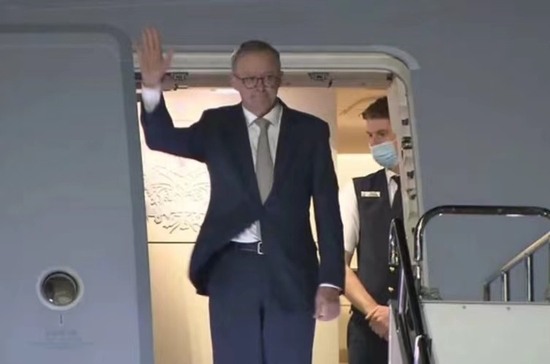 澳总理阿尔巴内塞上任第一天就出访，刚刚到日本