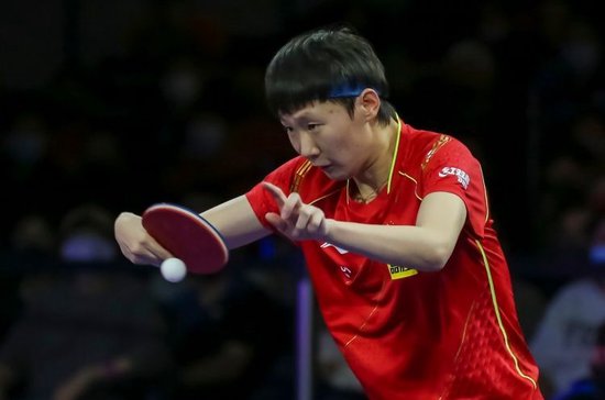 WTT中国大满贯：王曼昱3-0战胜早田希娜，晋级女单8强