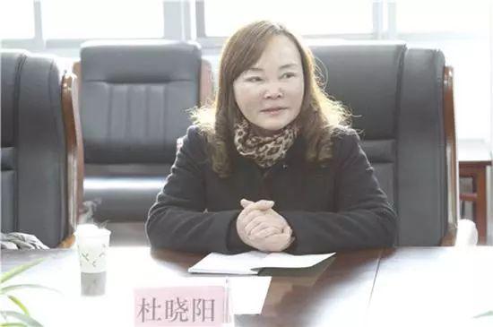 再来说一组数据。