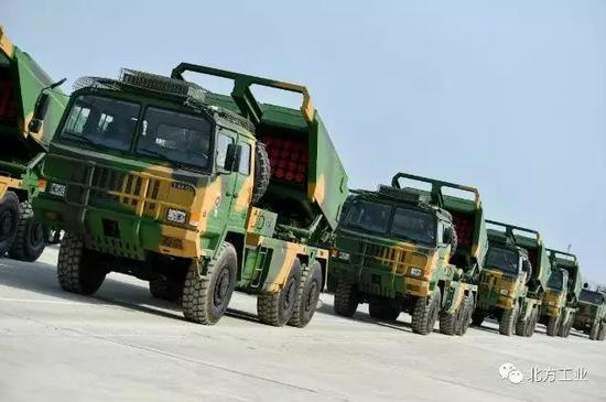 ▲SR5火箭炮武器系统亮相老挝阅兵式。