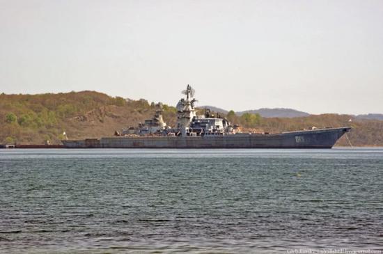 封存在太平洋的拉扎耶夫海军上将”号