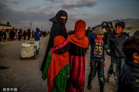 爱尔兰一“圣战新娘”遭土耳其驱逐 回国时被逮