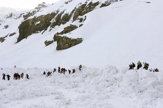  雪崩后的场景 （图源：外媒）