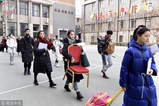 2019年2月22日，北京，中央戏剧学院2019年艺考复试现场。图片来自视觉中国