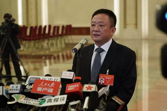 两会焦点:两会“部长通道”上的十大焦点问题