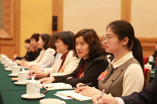 △澳门英皇娱乐场网投代表团会场