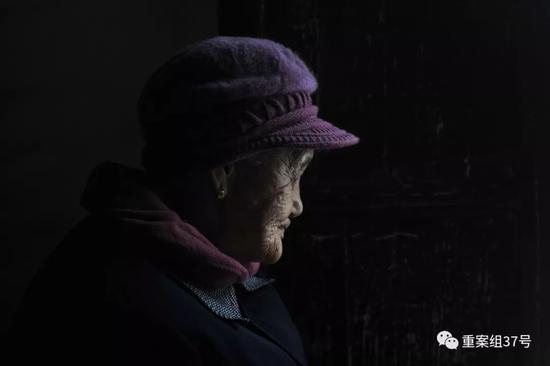 ▲91岁的“慰安妇”幸存者刘慈珍在自己家中。 新京报记者 吴江 摄