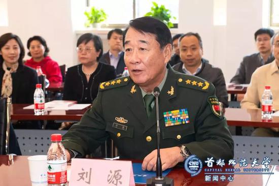 刘源捐出新书全部稿费 曾捐赠上将军服(图)_手机新浪网