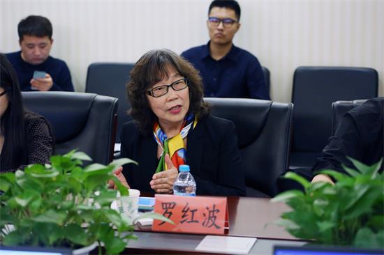 罗红波在金台沙龙现场 （季星兆/摄）
