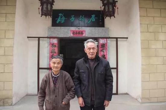 鲜为人知的故事 海子父母
