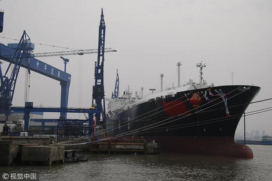2008年4月3日,中国第一艘液化天然气(lng)运输船"大鹏昊"号在上海沪东