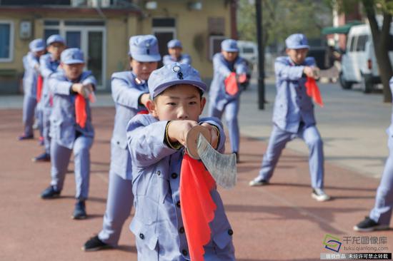 北京市佟麟阁中学《大刀操》课程传承传统武术的文化精髓。学校供图