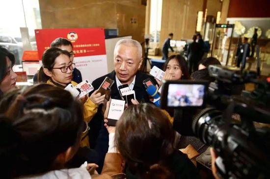 今年全國兩會期間,凌文接受采訪