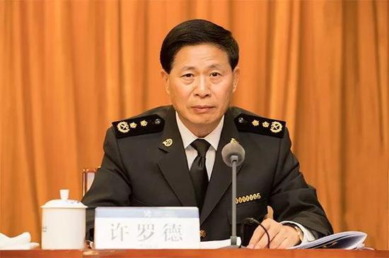 新任浙江纪委书记亮相 曾是中国银行副行长
