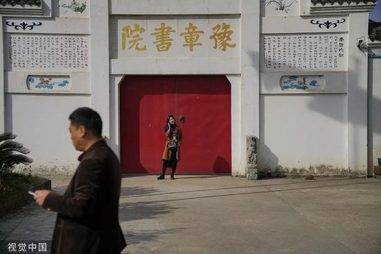 豫章阴影的人:离开豫章书山西反腐新闻院六年间