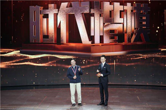 7亿中国农民搞农业不如300万美国农民？真相在这