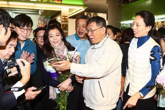 柯文哲松口表态要选2024 葫芦里卖的什么药？