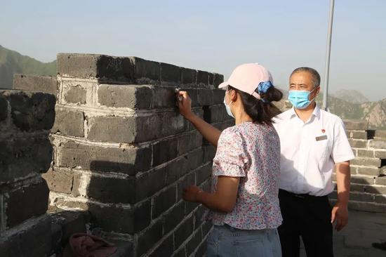 布业被冻外输网吧外疫外新万例情防群体情不全球星发现一