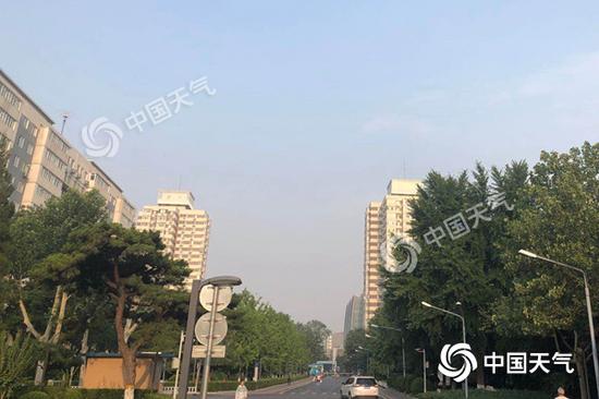 中国天气网北京今天雷阵雨来袭 风力较大阵风可达7级