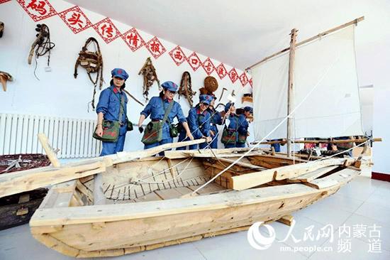 老旧帆船讲述着“黄金水道”的艰辛与不易。陈立庚 摄