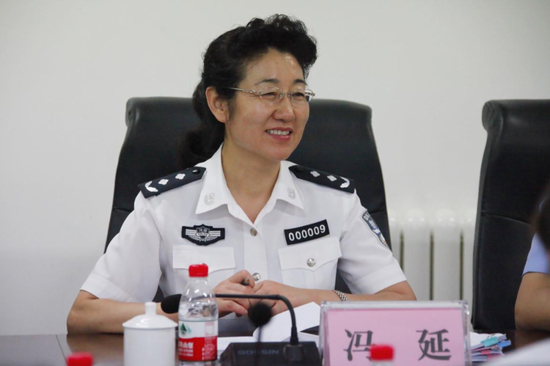  冯延在河南警察学院考察调研