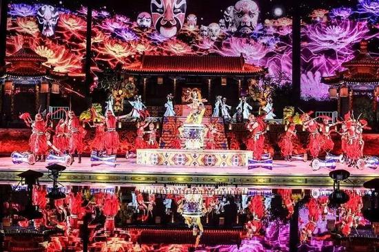 111亿元！1474万人次！