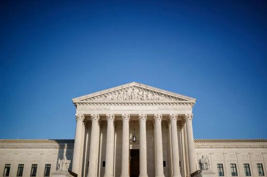这是10月26日在美国华盛顿拍摄的联邦最高法院。新华社发（沈霆 摄）