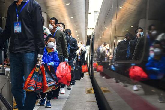 △2020年4月8日，武汉解除“封城”后首趟赴京高铁G4802次列车于当日下午2点24分抵京。