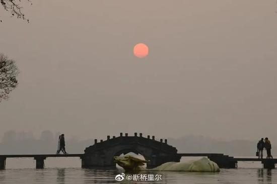 2020年12月28日,寒潮将至 图片@断桥里尔